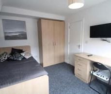 3 Bed - 15 Thornville Street, Hyde Park, Leeds - LS6 1RP - Student - Photo 1