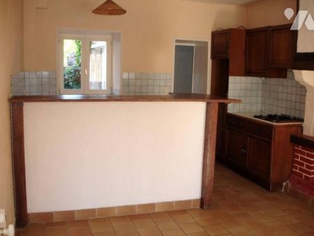 AGON-COUTAINVILLE, maison en pierres de 87 m2 - Photo 5