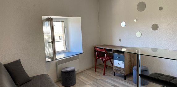 Location Appartement 1 pièce 14m² VALENCE 26000 - Photo 2