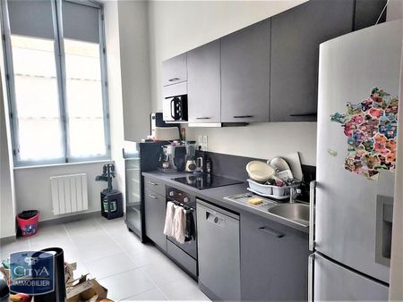 Location Appartement 3 pièces 81m² CHALON SUR SAONE 71100 - Photo 5