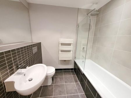 1 bedroom apartment to rent - Photo 4