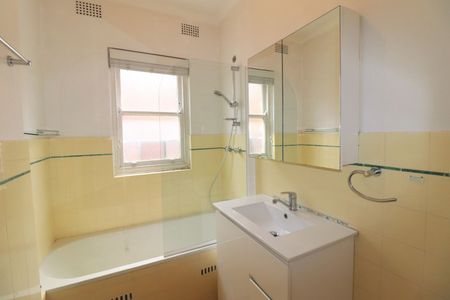 Home For Rent - Photo 5