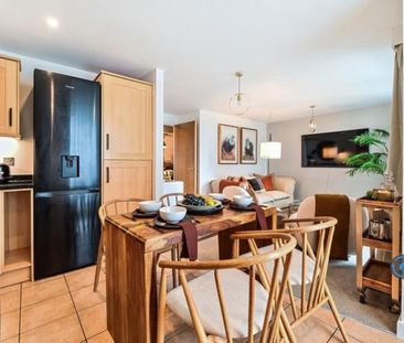 2 bedroom flat to rent - Photo 4