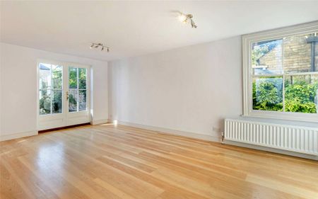 4 bedroom detached house to rent - Photo 3