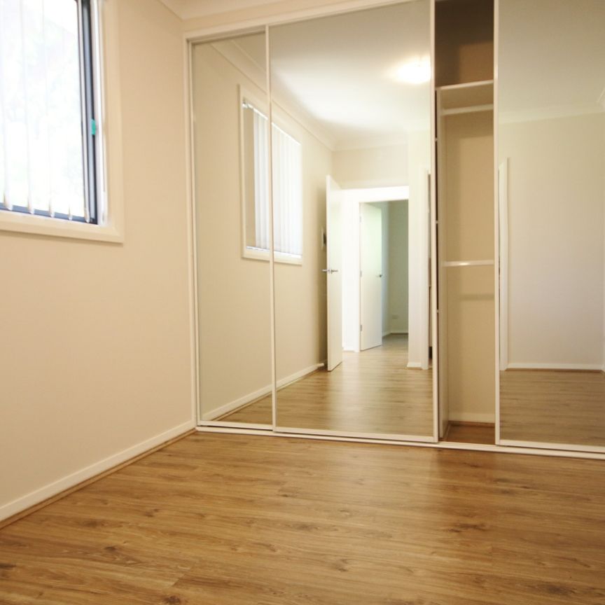 2-Bedroom Granny Flat with Spacious Yard in Convenient Location - Photo 1