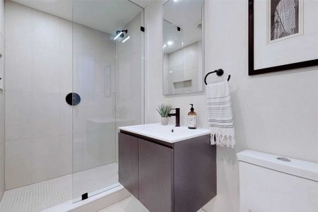 For Lease - 26 Henderson Avenue Unit# Lower, Toronto, Ontario - Photo 2