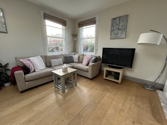 2 Bed Flat, London, NW6 - Photo 1