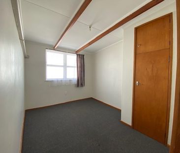 Kiwi Street, Camberley - Photo 6