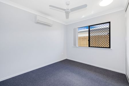 39 Liriope Crescent, - Photo 2