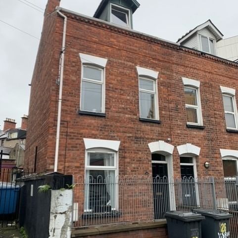 26 Lisburn Road, Belfast BT9 6AA - Photo 1