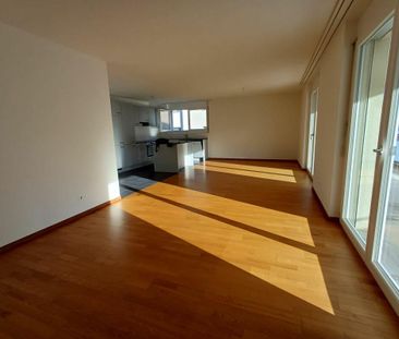 Attraktive 4.5 Zimmer-Wohnung im Erdgeschoss - Photo 2