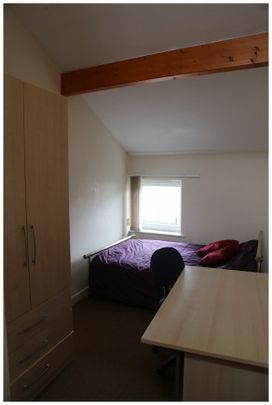 Large 2 Bed Apartment Close to University - Photo 1