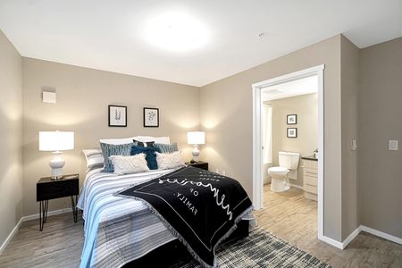 Two Bedroom Two Bath - Photo 5