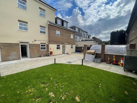 1 bedroom flat to rent - Photo 4