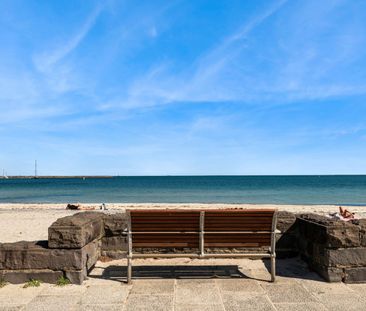 PRIME BAYSIDE POSITION WITH SECURE PARKING & DIRECT CBD ACCESS - Photo 6