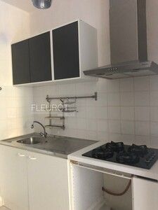 Location Appartement 2 pièces 27m² LA CIOTAT 13600 - Photo 2