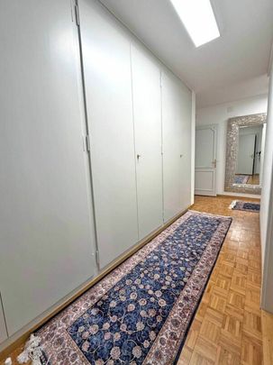 Beautiful spacious apartment with two balconies - Photo 1