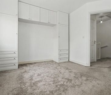 3 bedroom terraced house to rent - Photo 6