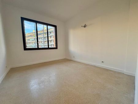 Location Appartement 3 pièces 62m² NICE 06200 - Photo 5