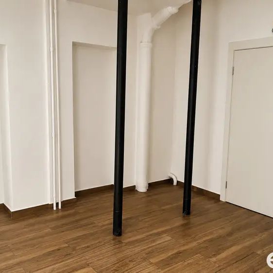 Pronájem bytu 1+1, 51 m - Fotografie 1