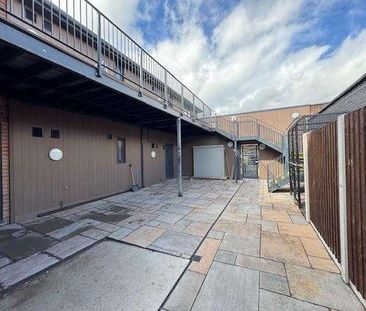 Manor Avenue, Sale, M33 - Photo 5