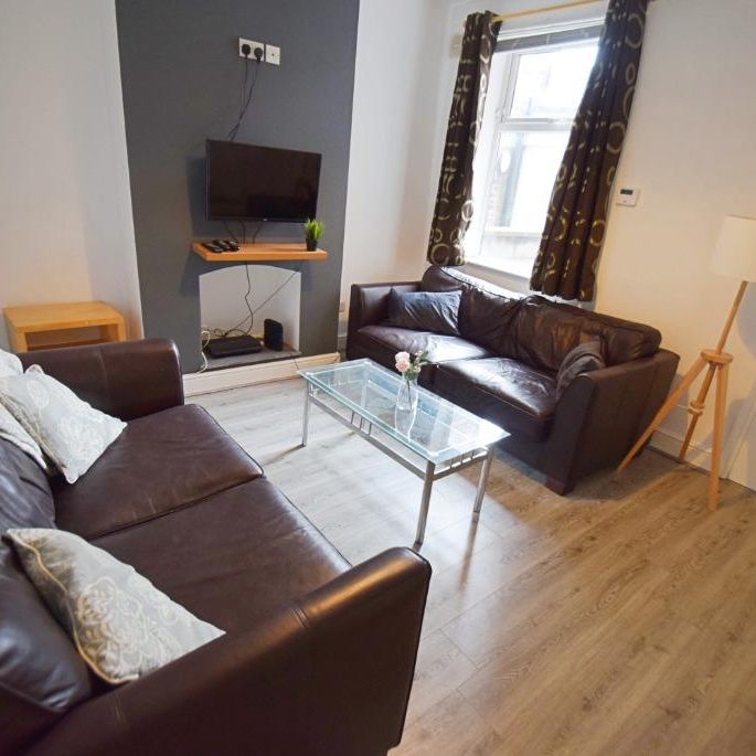 4 bedroom house share to rent - Photo 1