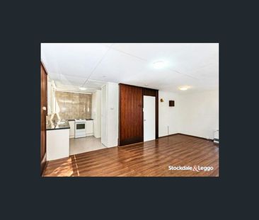 6/8 Beasley Avenue, Werribee, Vic 3030 - Photo 5