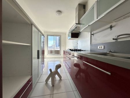 Appartement 4 pièces - - Photo 2