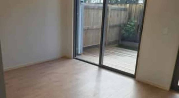 Brand new 2 storey - Photo 1