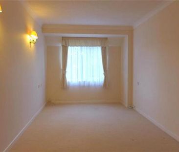 1 bedroom retirement property to rent - Photo 2