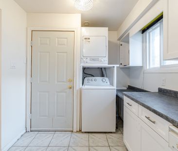 For Lease - 3301 Tallmast Crescent, Mississauga, Ontario - Photo 3