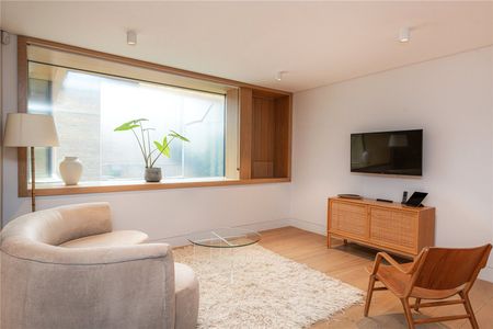 Weymouth Mews, W1G - Photo 3