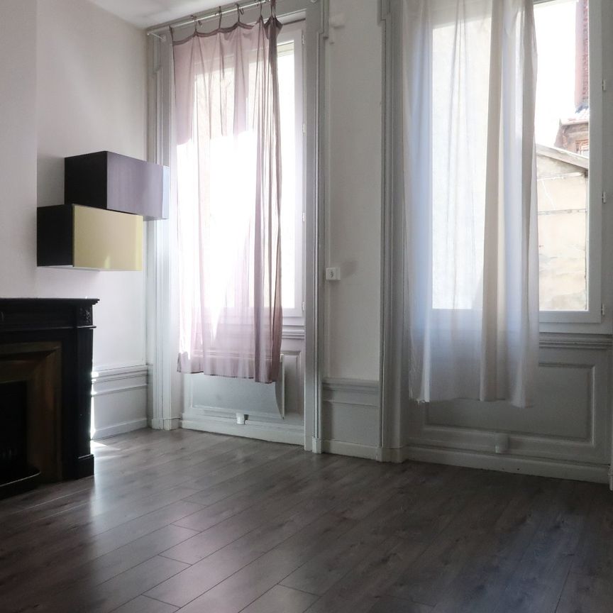 Location Appartement 2 pièces 56m² ST ETIENNE 42000 - Photo 1