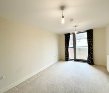 2 Bedroom - Photo 6