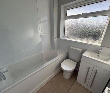 3 bedroom semi-detached house to rent - Photo 6