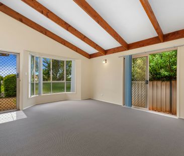 1/16 Mcivor Street, Toowoomba - Photo 2