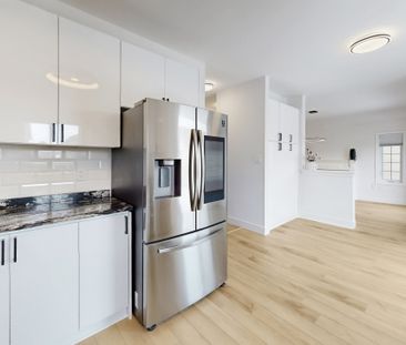 For Lease - 25 Bache Avenue Unit# Upper Level & main level, Georgin... - Photo 3