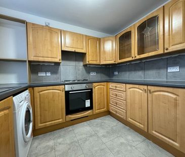 2 Bed Terraced House, Brook Street, LU3 - Photo 5