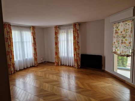 RUEIL MALMAISON - Photo 2