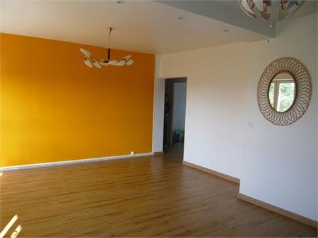 Location Appartement 4 pièces 66m² - Photo 3