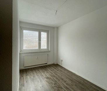 3-Zimmer-Wohnung mit tollem Ausblick und Einbauküche! - Foto 5