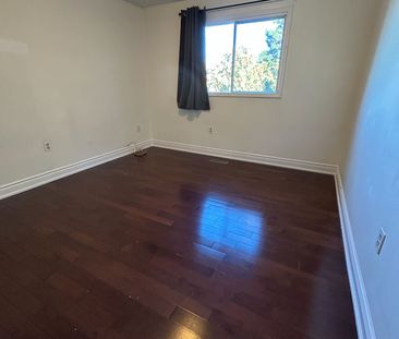 For Lease - 344 York Hill Boulevard, Vaughan, Ontario - Photo 4