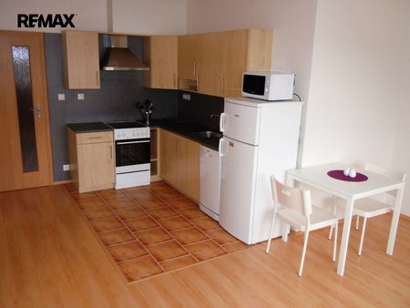 Pronájem bytu 2+kk v osobním vlastnictví 47 m², Břeclav - Fotografie 3