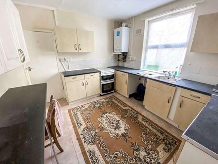 Waverley Street, Dudley, DY2 - Photo 2