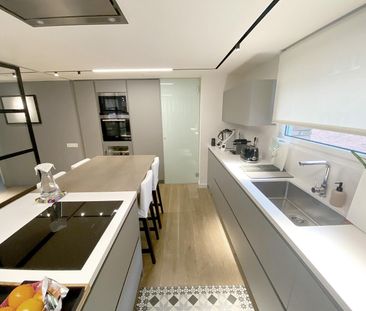 Duplex Penthouse 200m² with terrace to rent in Sant Gervasi - Galva... - Photo 5