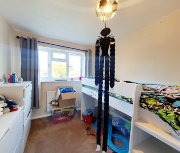 3 bedroom terraced house to rent - Photo 6