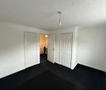 2 bedroom semi-detached house to rent - Photo 4