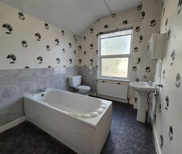 2 bedroom property to rent - Photo 6