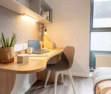 Sterling Court, 6 Lakeside Way, London, HA9 - Photo 4