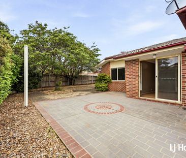 4 Hobday Place, Dunlop ACT, Belconnen - Photo 6